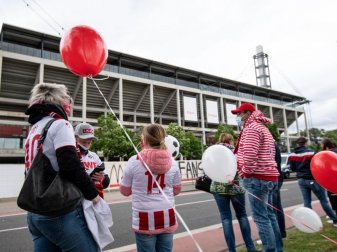 Der 1. FC Köln will nur noch gegen das Coronavirus geimpfte oder genesene Zuschauer ins Stadion lassen. Foto: Marius Becker/dpa