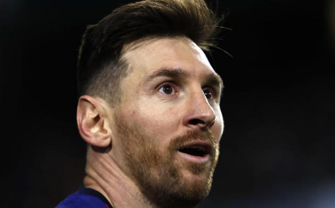 Steht offenbar kurz vor einem Wechsel nach Paris: Superstar Lionel Messi. Foto: Miguel Morenatti/AP/dpa