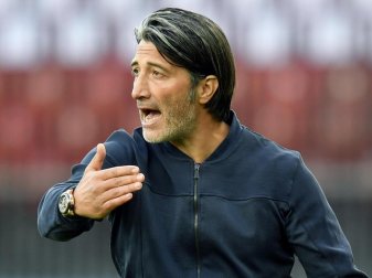 Laut eines Medienberichtes soll Murat Yakin Vladimir Petkovic als Trainer der Schweizer Nationalmannschaft folgen. Foto: Walter Bieri/KEYSTONE/dpa/Archivbild Laut eines Medienberichtes soll Murat Yakin Vladimir Petkovic als Trainer der Schweizer Nationalmannschaft folgen. Foto: Walter Bieri/KEYSTONE/dpa/Archivbild