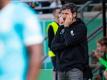 Dem VfL Wolfsburg und Trainer Mark van Bommel droht nach einem Wechselfehler eine Niederlage am grünen Tisch. Foto: Guido Kirchner/dpa
