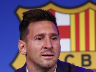 Wann lüftet Lionel Messi das Geheimnis über seinen neuen Club?. Foto: Joan Monfort/AP/dpa Wann lüftet Lionel Messi das Geheimnis über seinen neuen Club?. Foto: Joan Monfort/AP/dpa