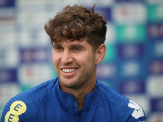 John Stones verlängert bei Manchester City bis 2026 John Stones verlängert bei Manchester City bis 2026