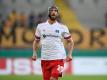 Klaus Gjasula spielte zuletzt für den HSV und wechselt nun nach Darmstadt. Foto: Robert Michael/dpa-Zentralbild/dpa