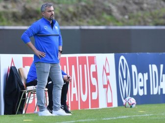 Bochums Trainer Thomas Reis erwartet eine schwierige Saison. Foto: Revierfoto/dpa Bochums Trainer Thomas Reis erwartet eine schwierige Saison. Foto: Revierfoto/dpa