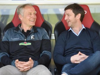 Freiburgs Trainer Christian Streich (l) und Sportvorstand Jochen Saier. Foto: picture alliance / Patrick Seeger/dpa Freiburgs Trainer Christian Streich (l) und Sportvorstand Jochen Saier. Foto: picture alliance / Patrick Seeger/dpa