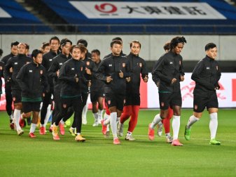 Die Nationalmannschaft Myanmars bei einem Training Die Nationalmannschaft Myanmars bei einem Training