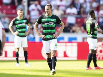Die SpVgg Greuther Fürth verlor deutlich in Stuttgart. Foto: Tom Weller/dpa Die SpVgg Greuther Fürth verlor deutlich in Stuttgart. Foto: Tom Weller/dpa