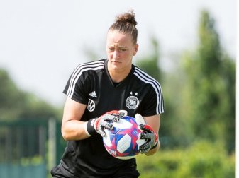 Almuth Schult ist «enttäuscht vom deutschen Fußball». Foto: Sebastian Gollnow/dpa Almuth Schult ist «enttäuscht vom deutschen Fußball». Foto: Sebastian Gollnow/dpa