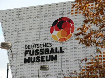 Gedenken an Gerd Müller im Fußballmuseum Dortmund Gedenken an Gerd Müller im Fußballmuseum Dortmund