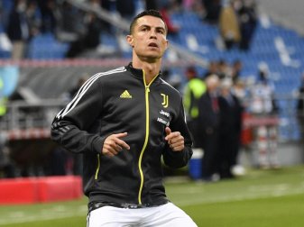 Juventus Cristiano Ronaldo ist zuletzt mit einem Vereinswechsel in Verbindung gebracht worden. Foto: Fabrizio Corradetti/LaPresse via ZUMA Press/dpa Juventus Cristiano Ronaldo ist zuletzt mit einem Vereinswechsel in Verbindung gebracht worden. Foto: Fabrizio Corradetti/LaPresse via ZUMA Press/dpa