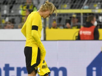 BVB-Stürmer Erling Haaland verlässt nach der Supercup-Niederlage enttäuscht den Platz. Foto: Bernd Thissen/dpa BVB-Stürmer Erling Haaland verlässt nach der Supercup-Niederlage enttäuscht den Platz. Foto: Bernd Thissen/dpa