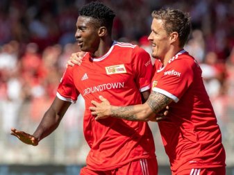 Der 1. FC Union Berlin um Taiwo Awoniyi (l) und Max Kruse ist in der Conference League gefordert. Foto: Andreas Gora/dpa Der 1. FC Union Berlin um Taiwo Awoniyi (l) und Max Kruse ist in der Conference League gefordert. Foto: Andreas Gora/dpa