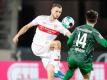 Konnte wieder mit der Mannschaft trainieren: VfB-Stürmer Sasa Kalajdzic (l). Foto: Tom Weller/dpa