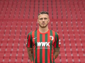 Der FC Augsburg befürchtet einen Ausfall von Jeffrey Gouweleeuw. Foto: Klaus Rainer Krieger/FC Augsburg/dpa Der FC Augsburg befürchtet einen Ausfall von Jeffrey Gouweleeuw. Foto: Klaus Rainer Krieger/FC Augsburg/dpa