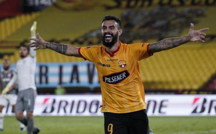 Gonzalo Mastriani vom ecuadorianischen Klub Barcelona SC Guayaquil feiert den Führungstreffer seiner Mannschaft. Foto: Santiago Arcos/Pool Reuters/dpa