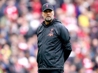 Liverpool-Trainer Jürgen Klopp vor der Partie gegen Burnley. Foto: Mike Egerton/PA Wire/dpa Liverpool-Trainer Jürgen Klopp vor der Partie gegen Burnley. Foto: Mike Egerton/PA Wire/dpa
