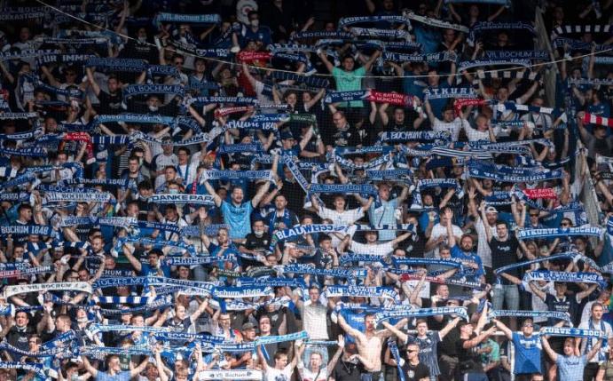 In Bochum waren 12.548 Fans im Stadion. Foto: Fabian Strauch/dpa