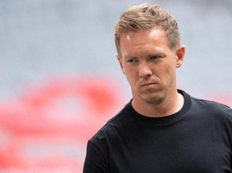 Kann sich im Pokal auf einen angriffslustigen Underdog einstellen: Bayern-Coach Julian Nagelsmann. Foto: Sven Hoppe/dpa