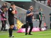 Kölns Trainer Steffen Baumgart findet die Pfiffe gegen Leroy Sané beschämend. Foto: Sven Hoppe/dpa