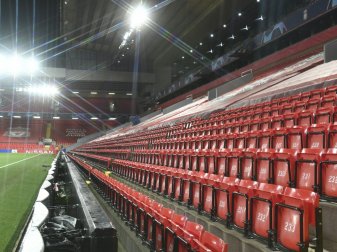 Leere Ränge sorgen für hohe Verluste in den Topligen Leere Ränge sorgen für hohe Verluste in den Topligen