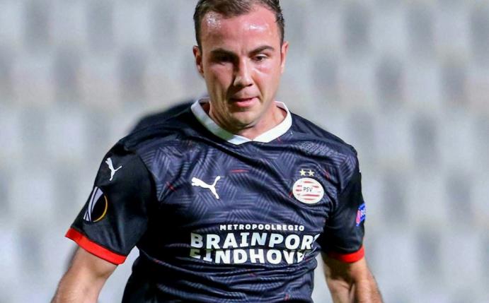 Enttäuschung bei Mario Götze nach K.O. gegen Benfica