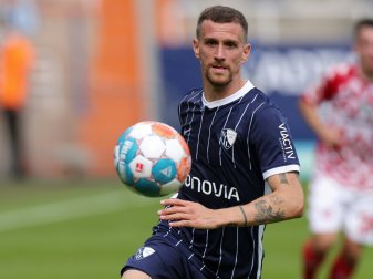 Stürmer Simon Zoller verlängert in Bochum bis 2024 Stürmer Simon Zoller verlängert in Bochum bis 2024