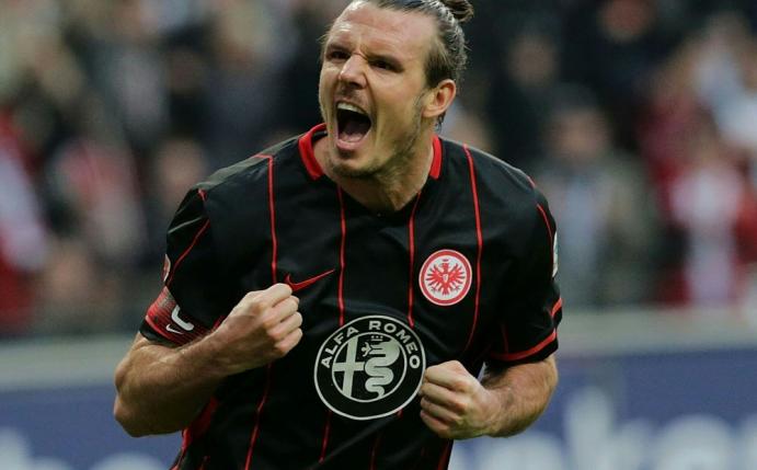 Torjäger Alexander Meier trifft zum 1:1(PIXATHLON/SID-IMAGES)