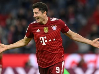 Lewandowski glänzt gegen Berlin mit drei Toren Lewandowski glänzt gegen Berlin mit drei Toren