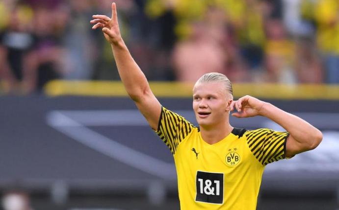 Erling Haaland ist derzeit der überragende Spieler von Borussia Dortmund. Foto: Marius Becker/dpa