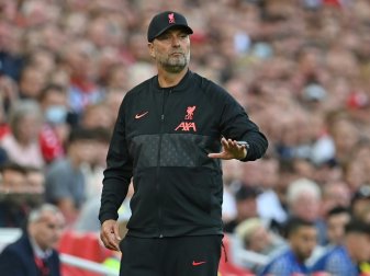Teammanager Jürgen Klopp wird ausgezeichnet Teammanager Jürgen Klopp wird ausgezeichnet