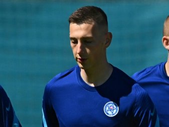 Düsseldorf verstärkt sich mit Stürmer Robert Bozenik Düsseldorf verstärkt sich mit Stürmer Robert Bozenik