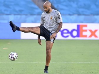 Bleibt im belgischen Trainerstab: Thierry Henry. Foto: Laurie Dieffembacq/BELGA/dpa Bleibt im belgischen Trainerstab: Thierry Henry. Foto: Laurie Dieffembacq/BELGA/dpa