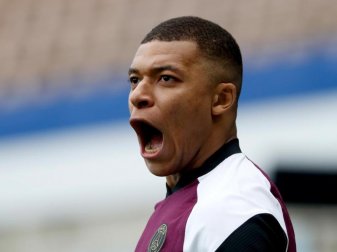 Der Wechsel von PSG-Star Kylian Mbappé zu Real Madrid droht zu platzen. Foto: Jean-Francois Badias/AP/dpa Der Wechsel von PSG-Star Kylian Mbappé zu Real Madrid droht zu platzen. Foto: Jean-Francois Badias/AP/dpa