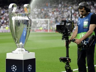 Champions League: Fast alle Spiele bei DAZN  