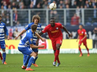 Keine Tore gab es zwischen Duisburg und Bochum(FIRO/SID-IMAGES) Keine Tore gab es zwischen Duisburg und Bochum(FIRO/SID-IMAGES)