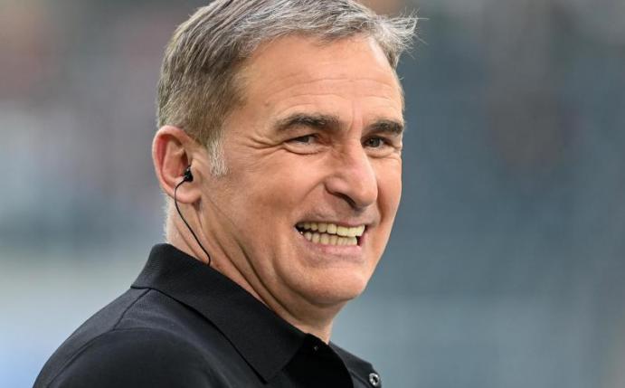 Plant vorerst nicht langfristig: U21-Nationalcoach Stefan Kuntz. Foto: Federico Gambarini/dpa