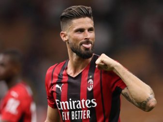 Neuzugang Olivier Giroud vom italienischen Erstligisten AC Mailand ist positiv auf das Coronavirus getestet worden. Foto: Jonathan Moscrop/CSM via ZUMA Wire/dpa Neuzugang Olivier Giroud vom italienischen Erstligisten AC Mailand ist positiv auf das Coronavirus getestet worden. Foto: Jonathan Moscrop/CSM via ZUMA Wire/dpa