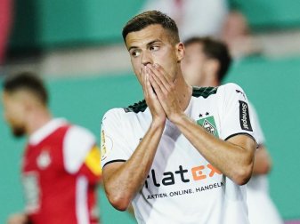 Bei Borussia Mönchengladbach ist nun auch László Bénes positiv auf das Coronavirus getestet worden. Foto: Uwe Anspach/dpa Bei Borussia Mönchengladbach ist nun auch László Bénes positiv auf das Coronavirus getestet worden. Foto: Uwe Anspach/dpa