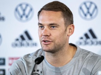 Steht gegen Armenien wieder im DFB-Tor: Manuel Neuer. Foto: Tom Weller/dpa Steht gegen Armenien wieder im DFB-Tor: Manuel Neuer. Foto: Tom Weller/dpa