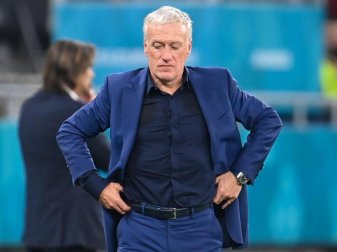 Der Trainer der «Equipe Tricolore»: Didier Deschamps. Foto: Robert Michael/dpa-Zentralbild/dpa Der Trainer der «Equipe Tricolore»: Didier Deschamps. Foto: Robert Michael/dpa-Zentralbild/dpa