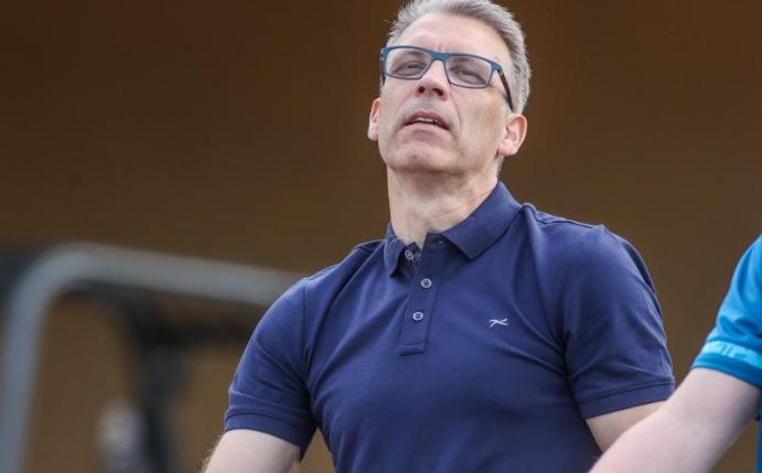 Peter Knäbel ist der Sportvorstand des FC Schalke 04. Foto: Tim Rehbein/dpa