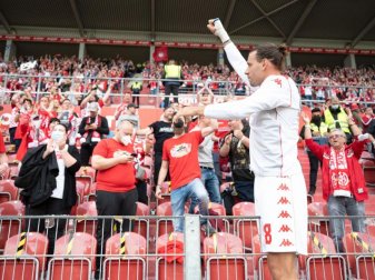 Adam Szalai vom FSV Mainz 05 ist zweimal negativ auf das Coronavirus getestet worden. Foto: Sebastian Gollnow/dpa