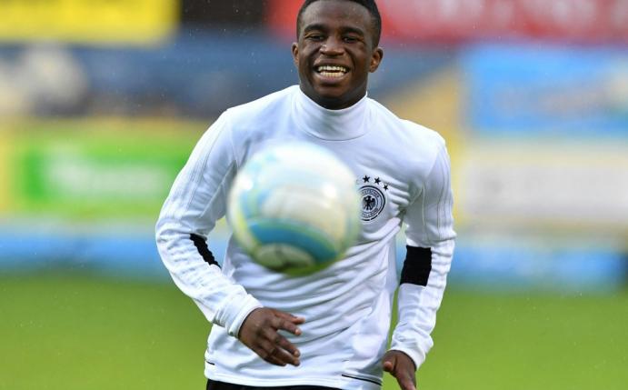 Youssoufa Moukoko fordert Sieg gegen Lettland