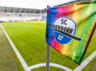 Paderborn will Zusammenarbeit mit Ajax Amsterdam knüpfen Paderborn will Zusammenarbeit mit Ajax Amsterdam knüpfen