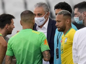 nach dem Corona-Eklat beim WM-Qualispiel zwischen Brasilien und Argentinien hat die FIFA ein Disziplinarverfahren gegen beide Nationalverbände eingeleitet. Foto: Andre Penner/AP/dpa nach dem Corona-Eklat beim WM-Qualispiel zwischen Brasilien und Argentinien hat die FIFA ein Disziplinarverfahren gegen beide Nationalverbände eingeleitet. Foto: Andre Penner/AP/dpa