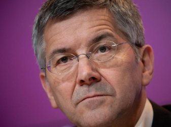 Herbert Hainer glaubt, dass noch mehr Investoren in den internationalen Fußball einsteigen. Foto: Sven Hoppe/dpa Herbert Hainer glaubt, dass noch mehr Investoren in den internationalen Fußball einsteigen. Foto: Sven Hoppe/dpa