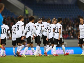 Die DFB-Elf gewinnt auf Island mit 4:0. Foto: Christian Charisius/dpa