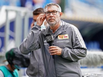 Trifft mit Union auf den FC Augsburg: Trainer Urs Fischer. Foto: Uwe Anspach/dpa Trifft mit Union auf den FC Augsburg: Trainer Urs Fischer. Foto: Uwe Anspach/dpa