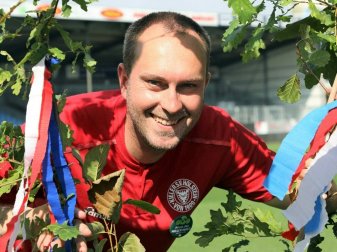 Ole Werner freut sich über gelungenes Wald-Projekt Ole Werner freut sich über gelungenes Wald-Projekt