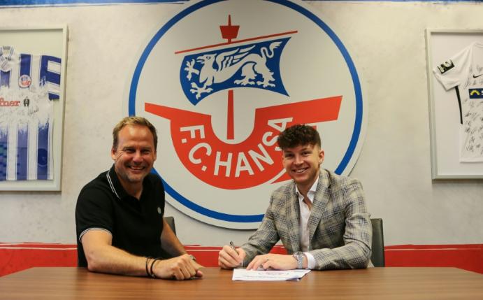 Duljevic (r.) erhält bei Rostock einen Vertrag bis 2023